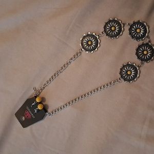 Retro inspired yellow medallion necklace & earrings